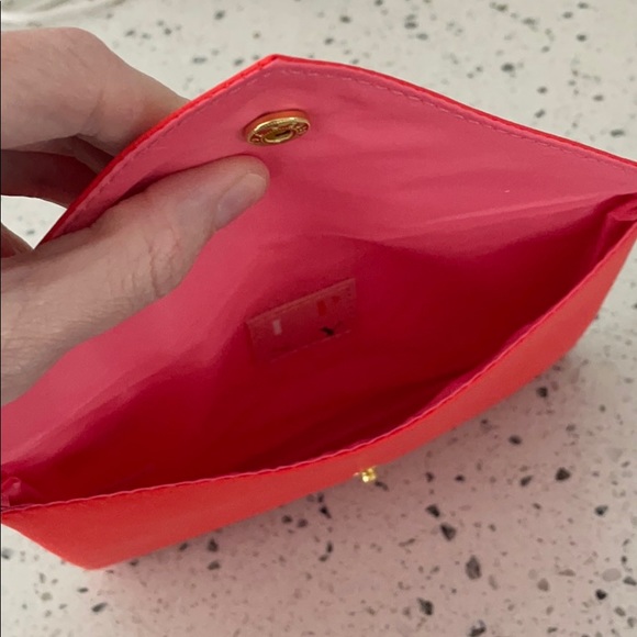 NWOT, Ipsy Small Cosmetic Bag - Picture 3 of 3